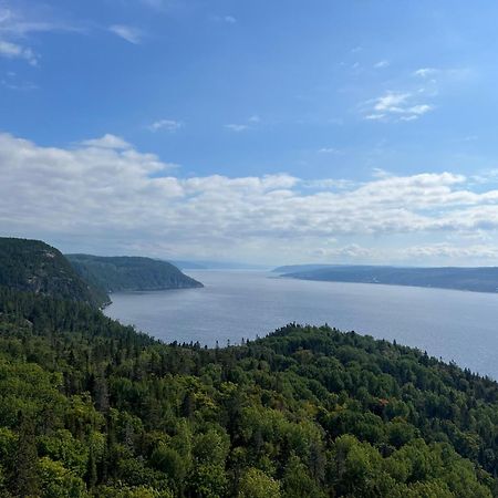 Magical Loft : Breathtaking View & Cozy Fireplace Chicoutimi 外观 照片