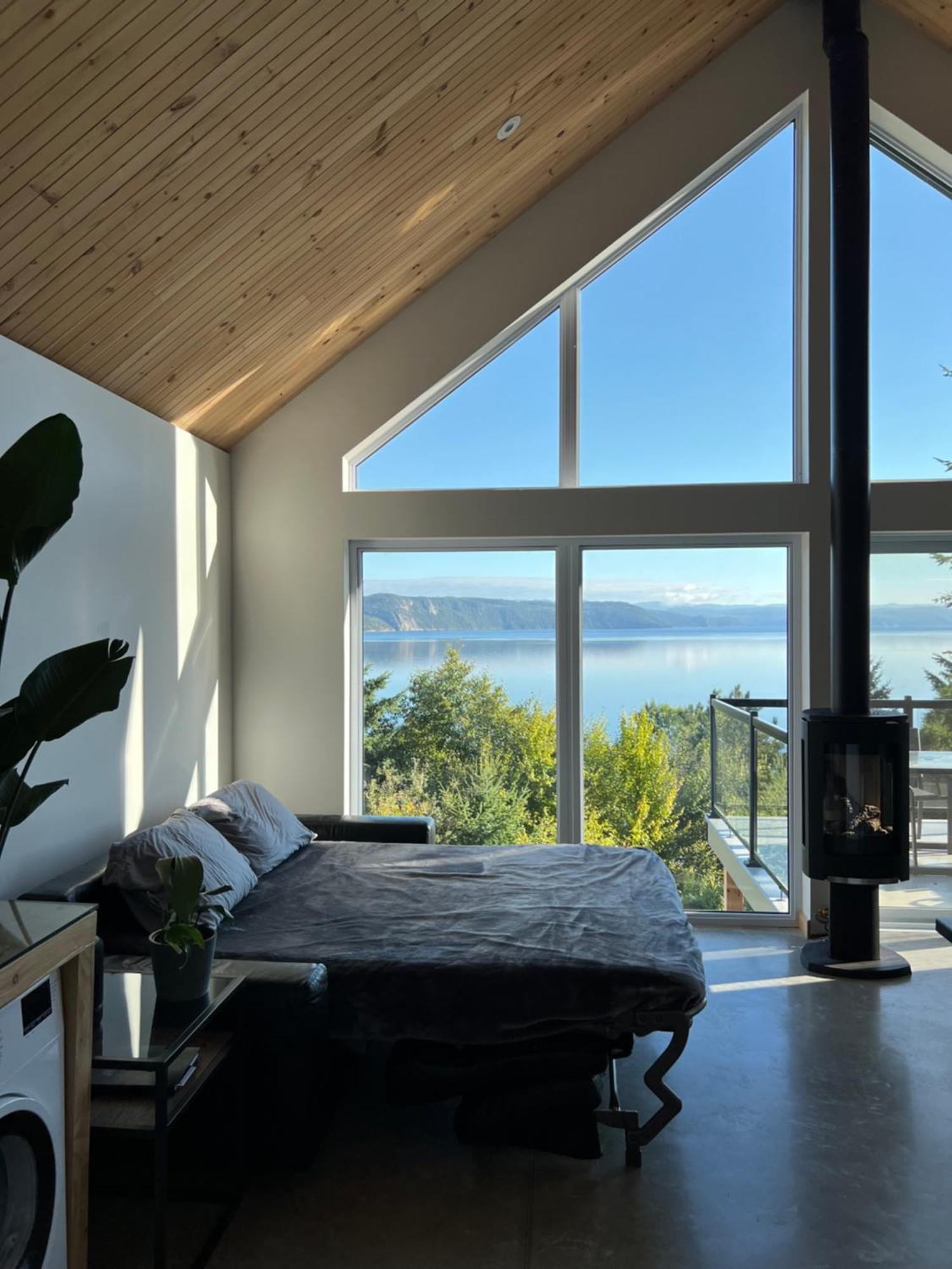 Magical Loft : Breathtaking View & Cozy Fireplace Chicoutimi 外观 照片