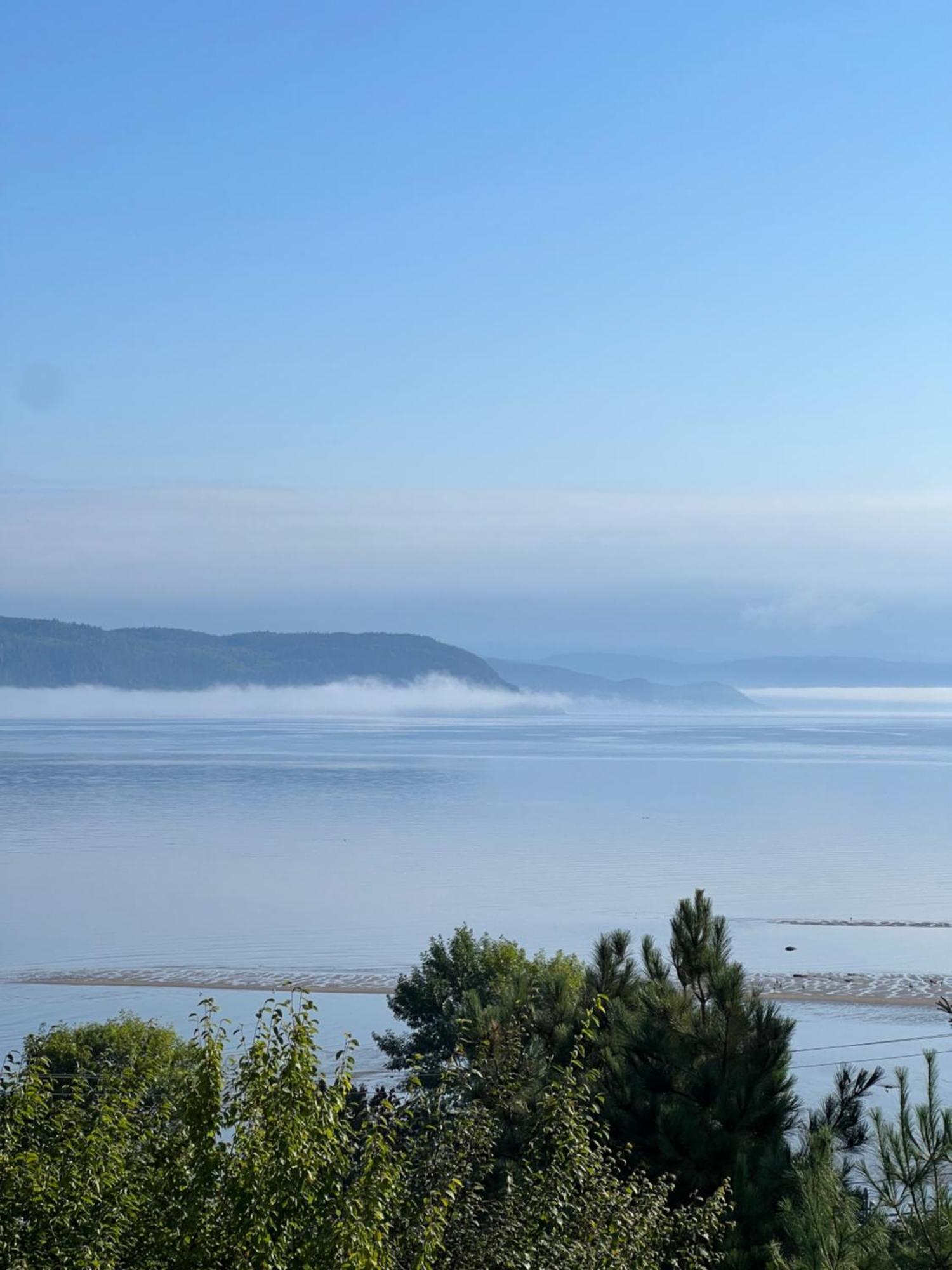 Magical Loft : Breathtaking View & Cozy Fireplace Chicoutimi 外观 照片