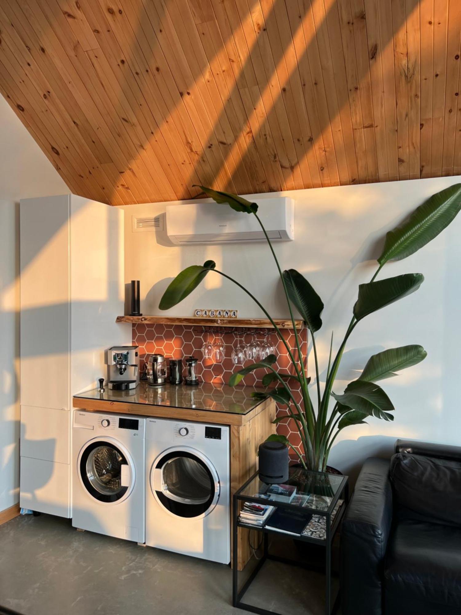 Magical Loft : Breathtaking View & Cozy Fireplace Chicoutimi 外观 照片